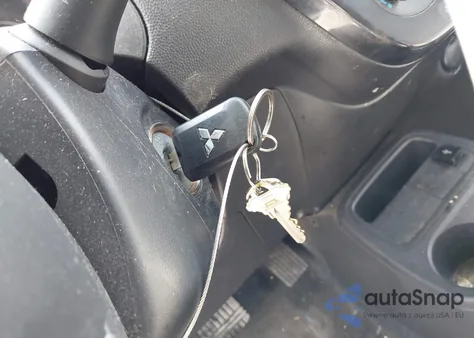 2019 Mitsubishi Mirage G4 Es z USA, uszkodzony, nr VIN ML32F3FJ4KHF07888